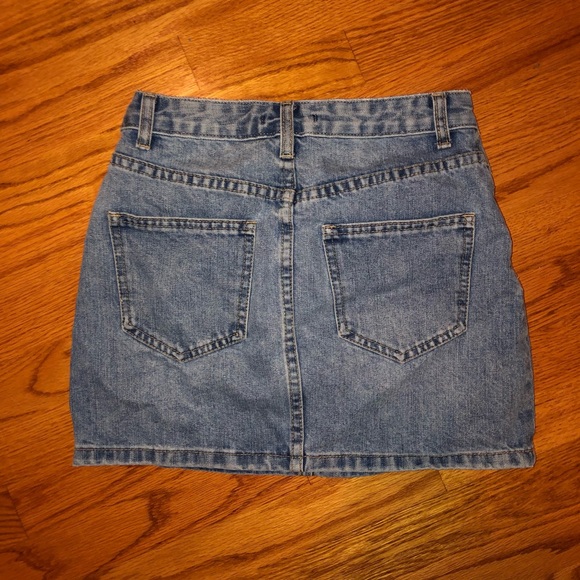 Jean Skirt - Picture 2 of 3